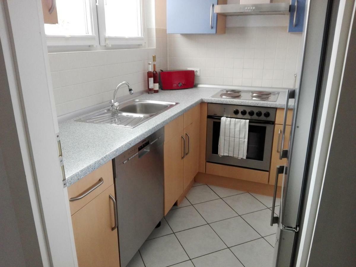 Lotus Apartment Трир Екстериор снимка